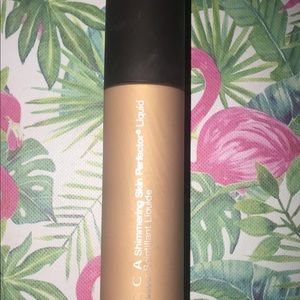 Becca Shimmering Skin Perfector Liquid